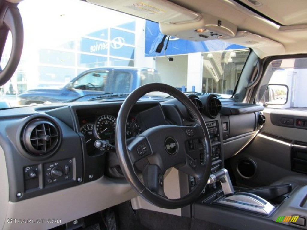 2005 H2 SUV - Desert Sand Metallic / Wheat photo #15