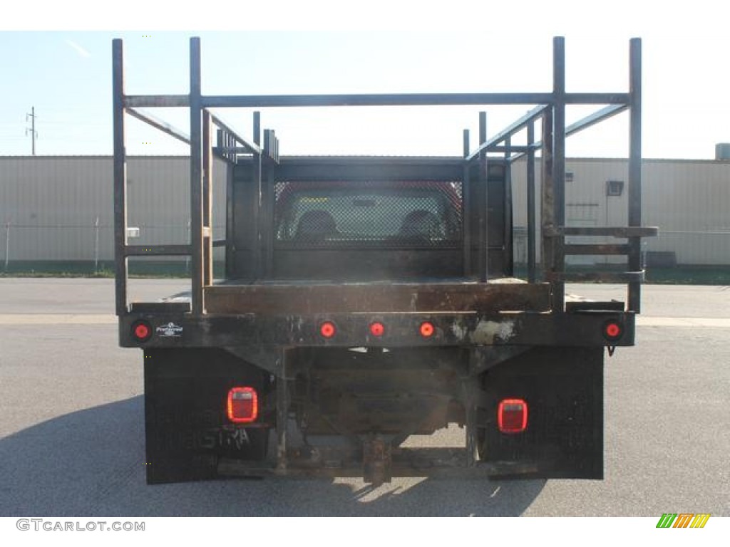 2001 F450 Super Duty XL Regular Cab Chassis - Vermillion Red / Medium Graphite photo #6