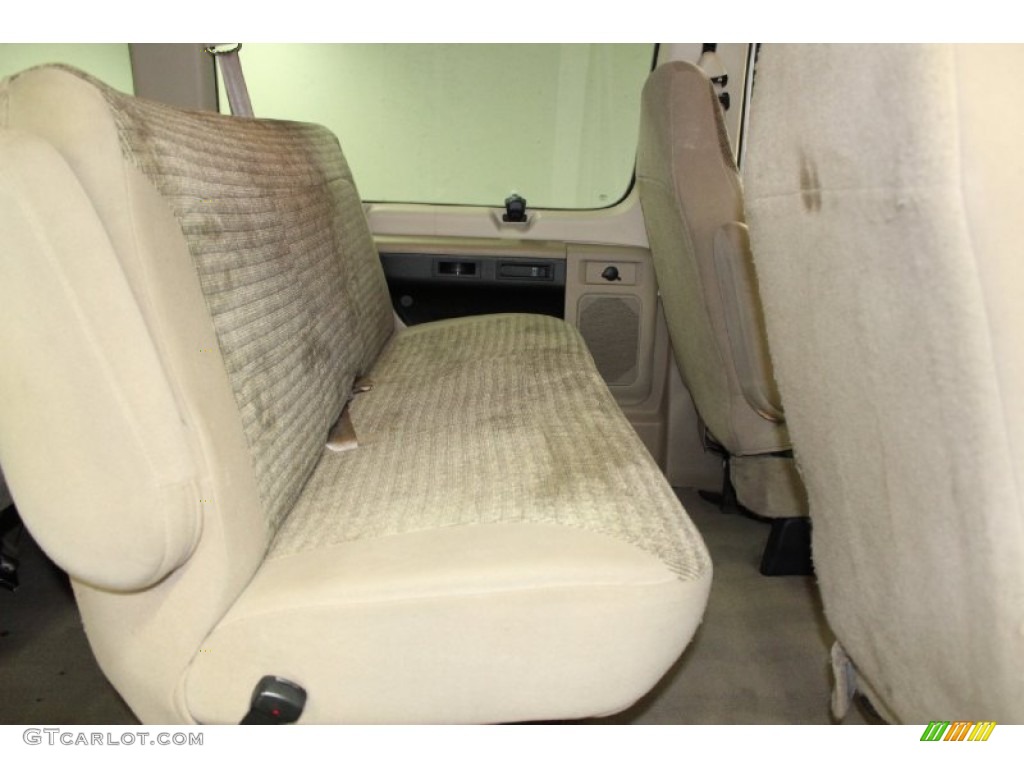2004 Ford E Series Van E350 Super Duty XLT 15 Passenger Rear Seat Photo #71621743
