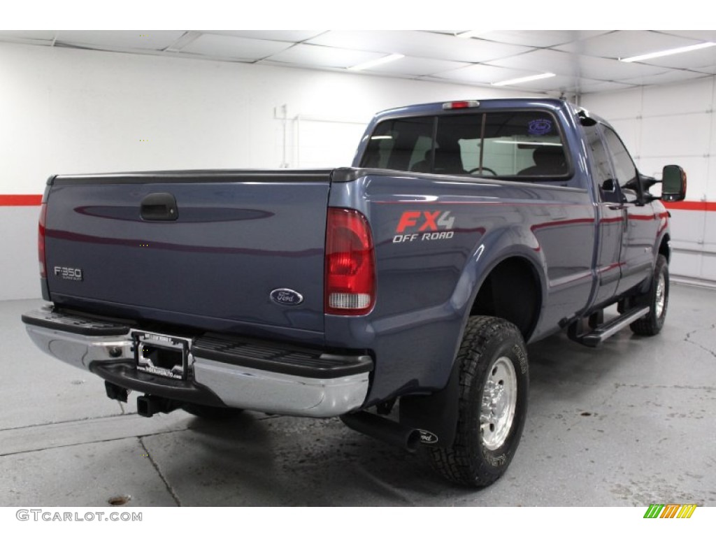 2004 F350 Super Duty XLT SuperCab 4x4 - Medium Wedgewood Blue Metallic / Medium Flint photo #18