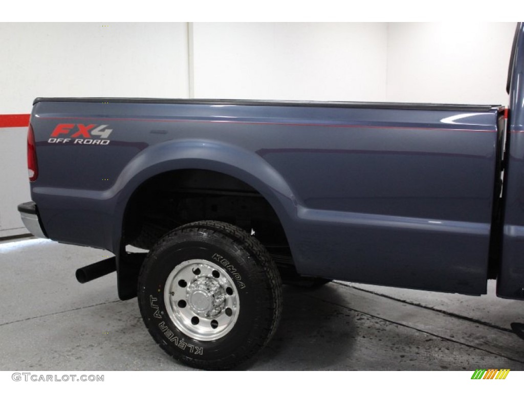 2004 F350 Super Duty XLT SuperCab 4x4 - Medium Wedgewood Blue Metallic / Medium Flint photo #20