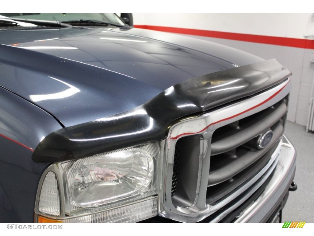 2004 F350 Super Duty XLT SuperCab 4x4 - Medium Wedgewood Blue Metallic / Medium Flint photo #31