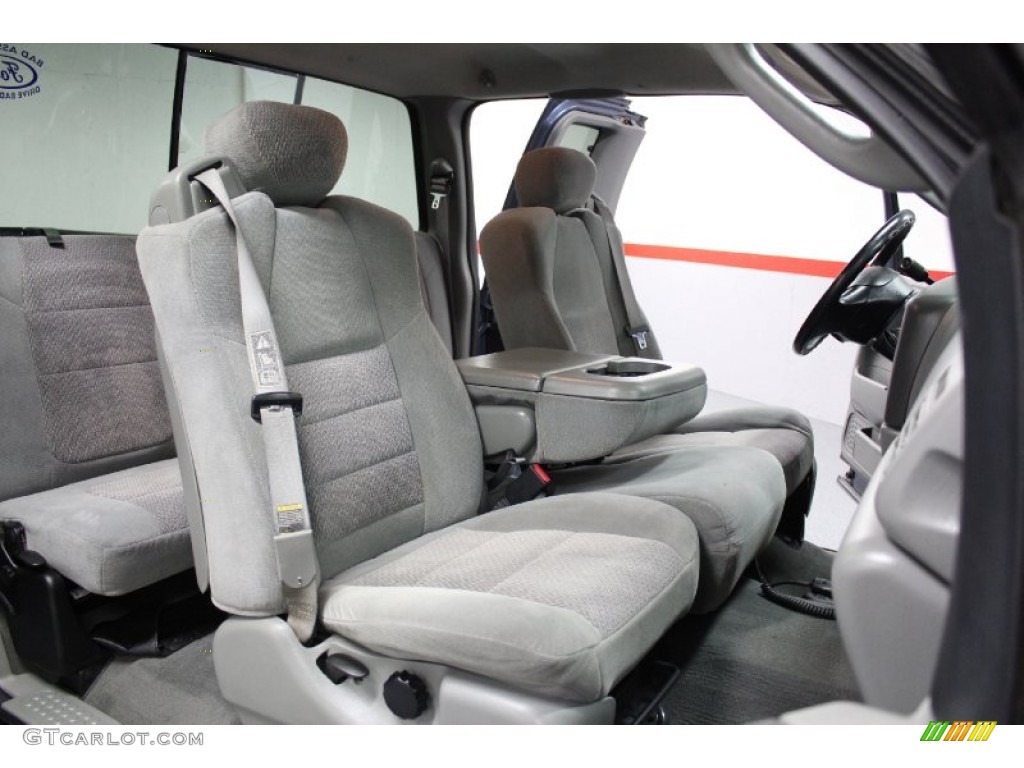 Medium Flint Interior 2004 Ford F350 Super Duty XLT SuperCab 4x4 Photo #71622904