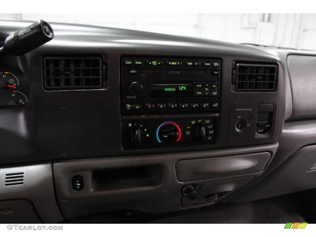 2004 F350 Super Duty XLT SuperCab 4x4 - Medium Wedgewood Blue Metallic / Medium Flint photo #85