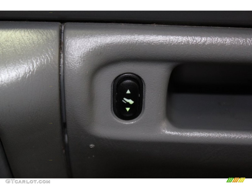 2004 F350 Super Duty XLT SuperCab 4x4 - Medium Wedgewood Blue Metallic / Medium Flint photo #88