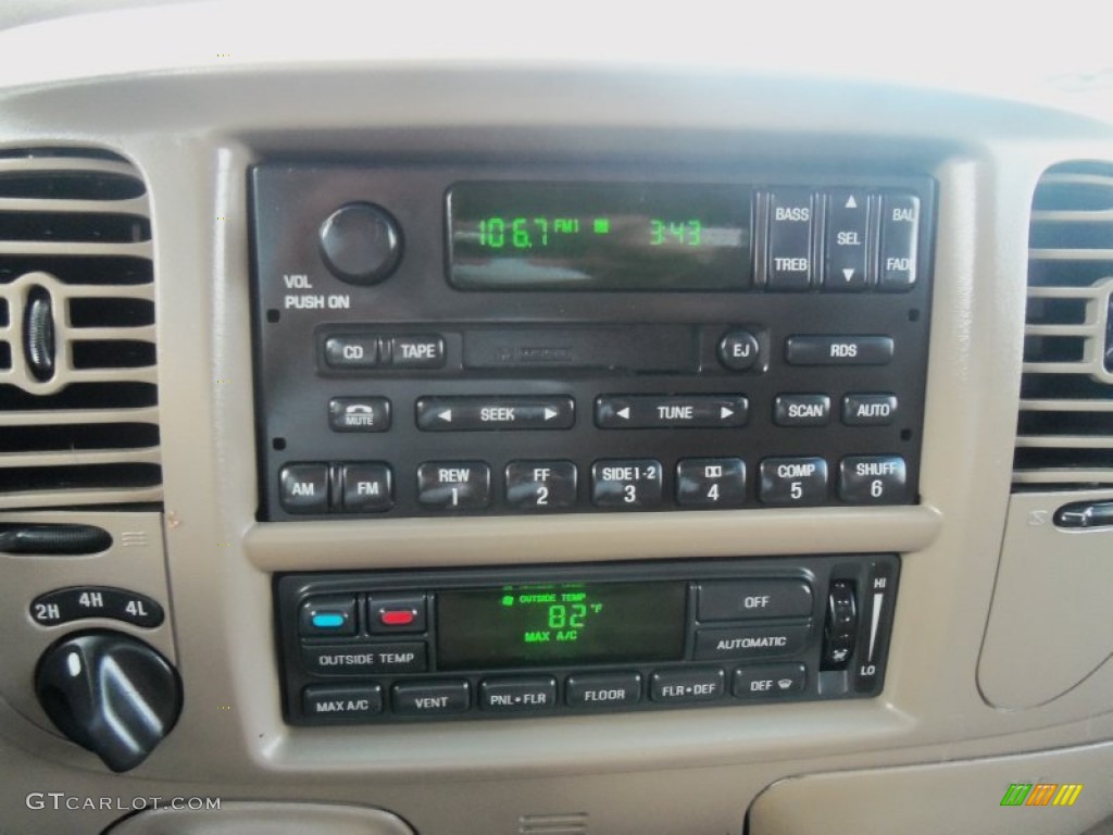 2002 Ford F150 King Ranch SuperCrew 4x4 Controls Photo #71625216