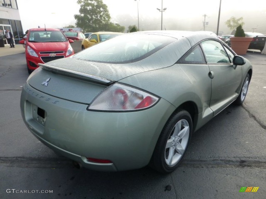 2008 Eclipse GS Coupe - Optimist Green Metallic / Dark Charcoal photo #3