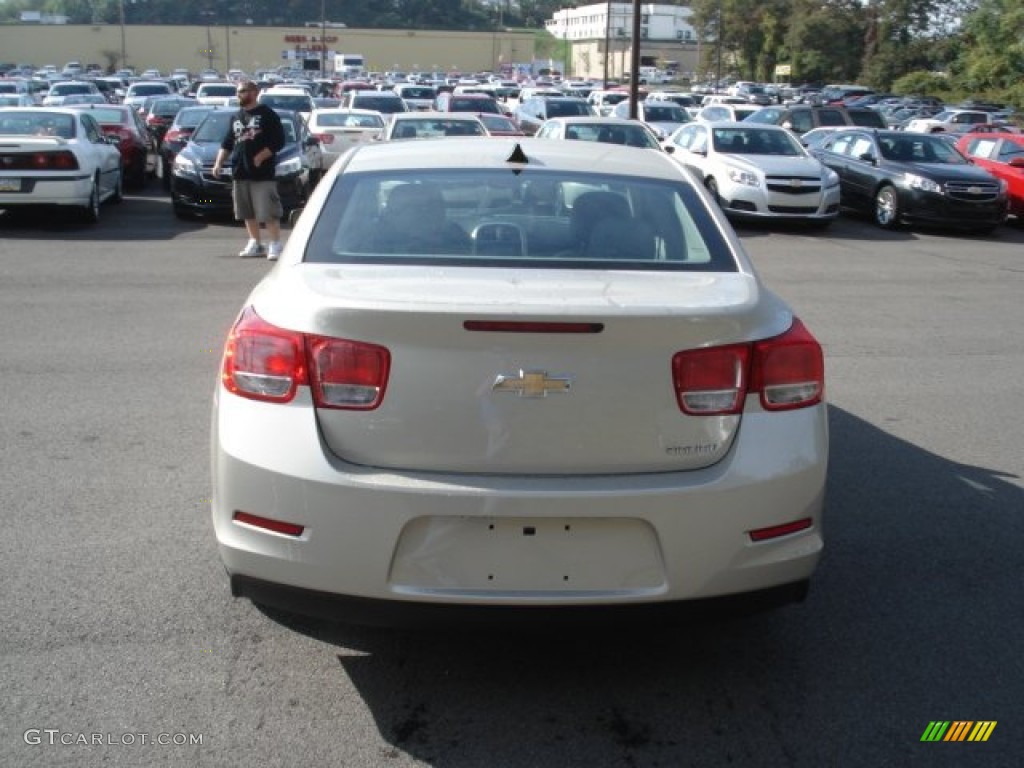 2013 Malibu LS - Champagne Silver Metallic / Jet Black/Titanium photo #7