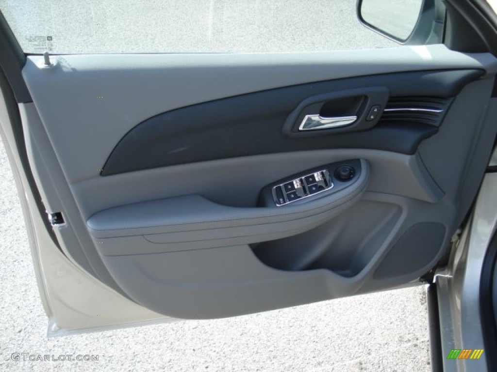 2013 Malibu LS - Champagne Silver Metallic / Jet Black/Titanium photo #12