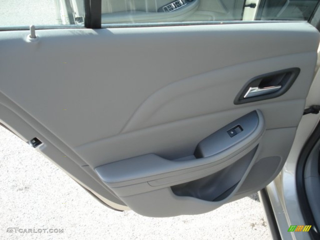 2013 Malibu LS - Champagne Silver Metallic / Jet Black/Titanium photo #14