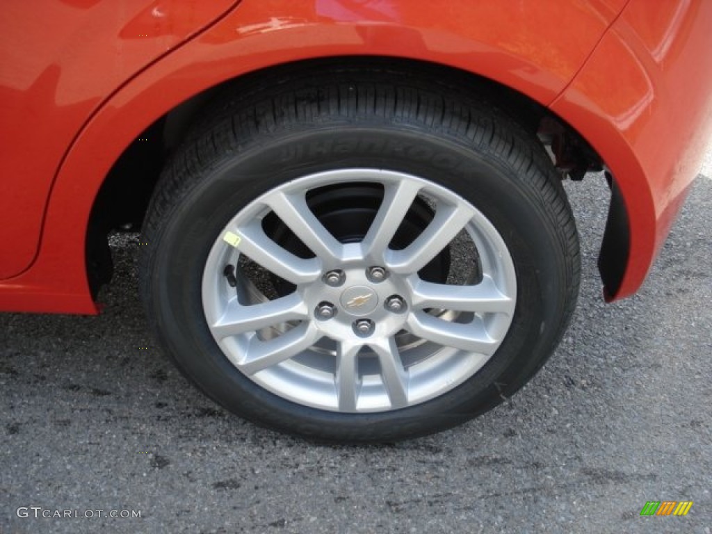 2013 Chevrolet Sonic LT Hatch Wheel Photo #71626457