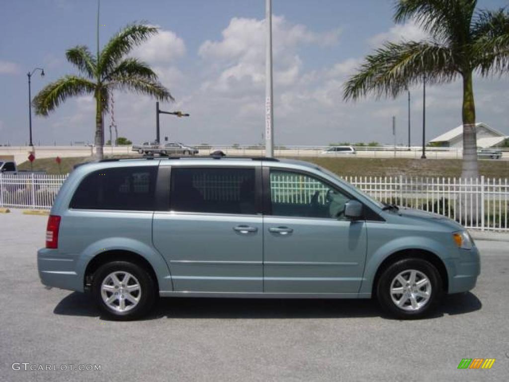 2008 Town & Country Touring - Clearwater Blue Pearlcoat / Medium Slate Gray/Light Shale photo #7