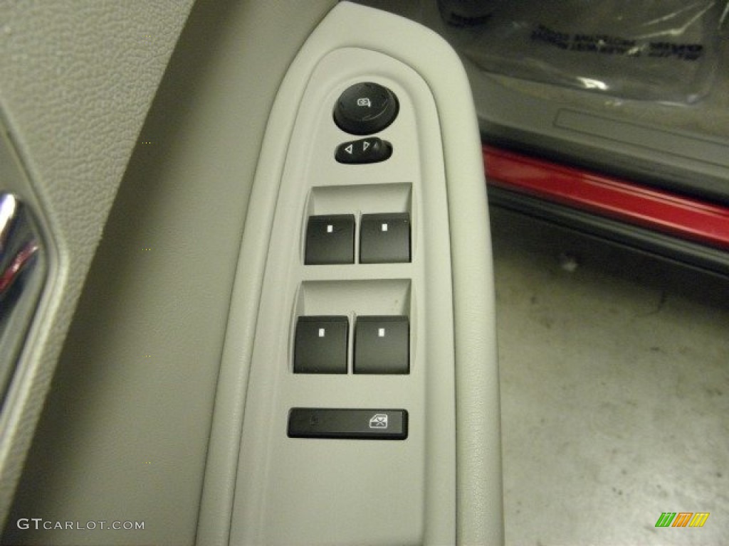 2012 Traverse LT AWD - Crystal Red Tintcoat / Dark Gray/Light Gray photo #18