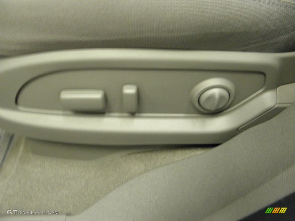 2012 Traverse LT AWD - Crystal Red Tintcoat / Dark Gray/Light Gray photo #19