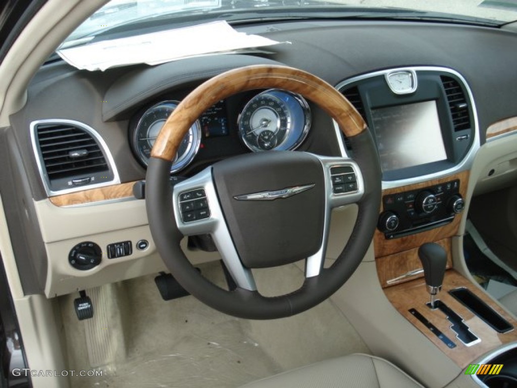2012 300 C - Luxury Brown Pearl / Dark Frost Beige/Light Frost Beige photo #10