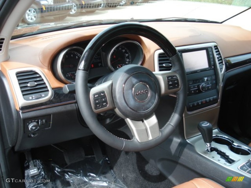 2013 Grand Cherokee Overland Summit 4x4 - Brilliant Black Crystal Pearl / New Saddle/Black photo #10