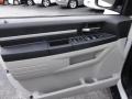 Stone White - Grand Caravan SE Photo No. 12