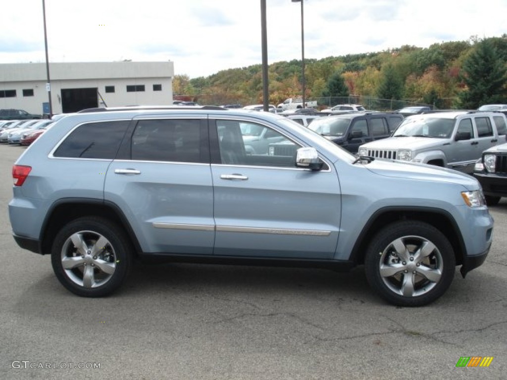2013 Grand Cherokee Limited 4x4 - Winter Chill Pearl / Black photo #5