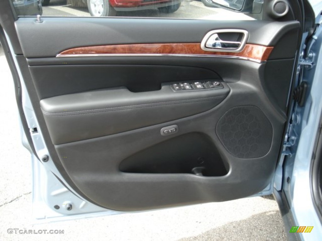 2013 Jeep Grand Cherokee Limited 4x4 Black Door Panel Photo #71637001