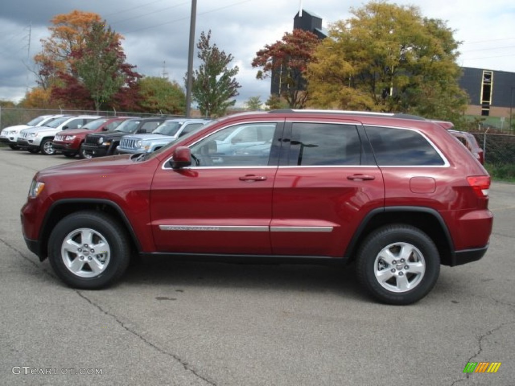 2013 Grand Cherokee Laredo 4x4 - Deep Cherry Red Crystal Pearl / Dark Graystone/Medium Graystone photo #1