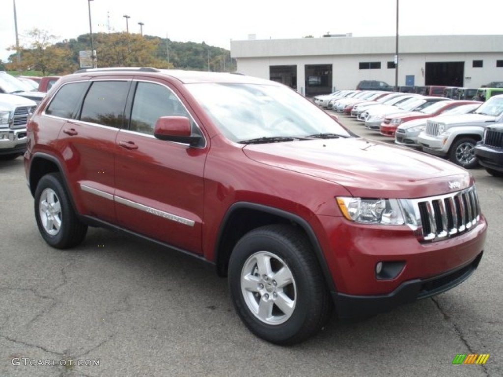 2013 Grand Cherokee Laredo 4x4 - Deep Cherry Red Crystal Pearl / Dark Graystone/Medium Graystone photo #4