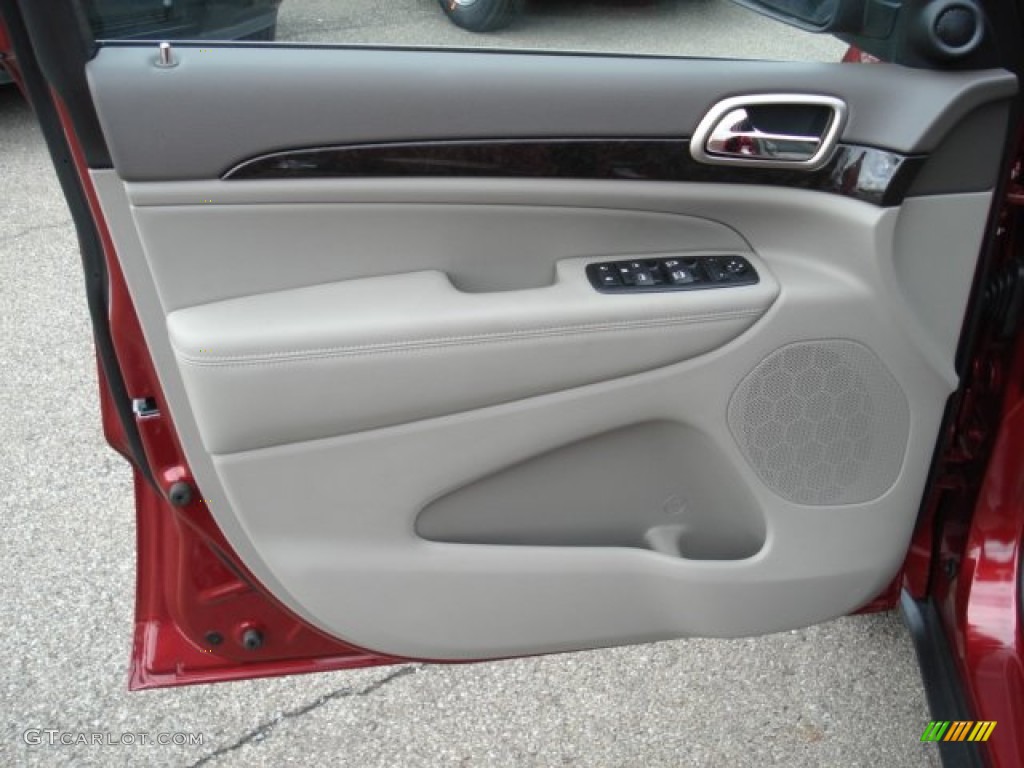 2013 Grand Cherokee Laredo 4x4 - Deep Cherry Red Crystal Pearl / Dark Graystone/Medium Graystone photo #12