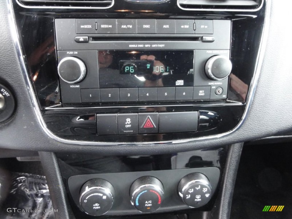 2012 Chrysler 200 LX Sedan Controls Photo #71639659