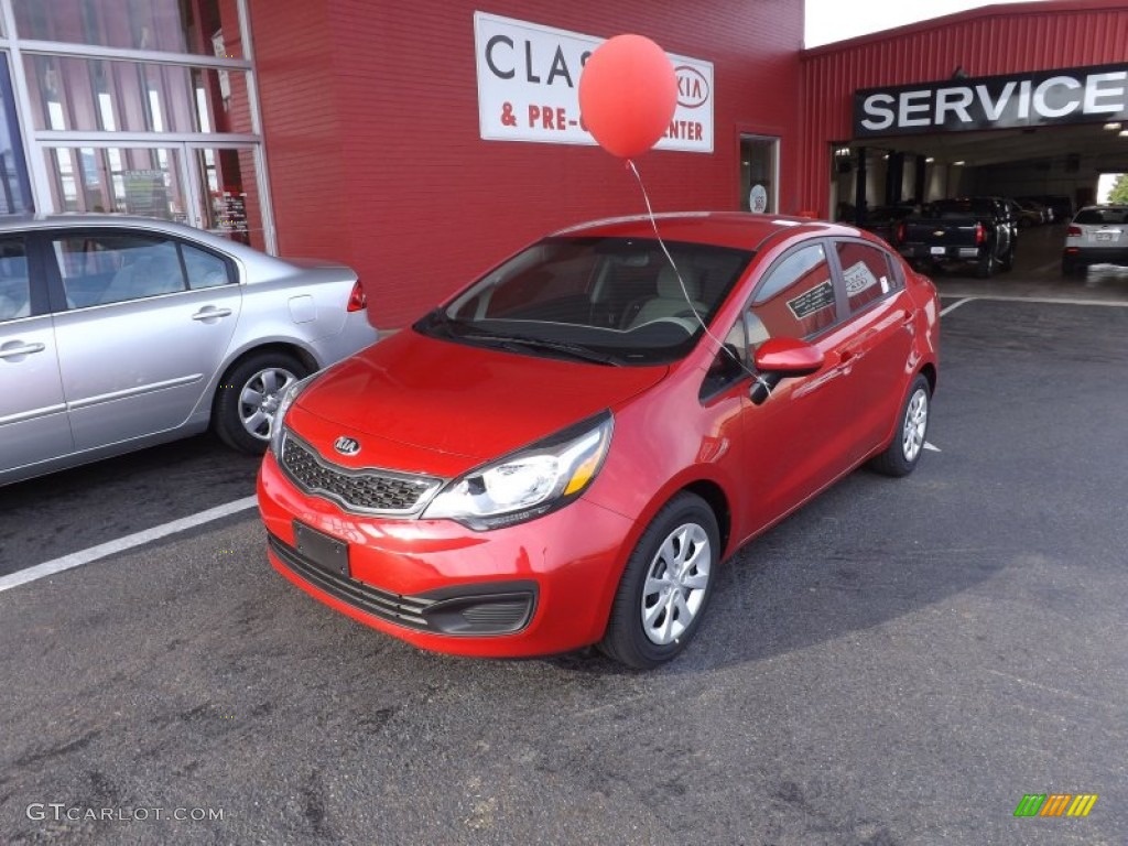 2013 Rio EX Sedan - Signal Red / Beige photo #1