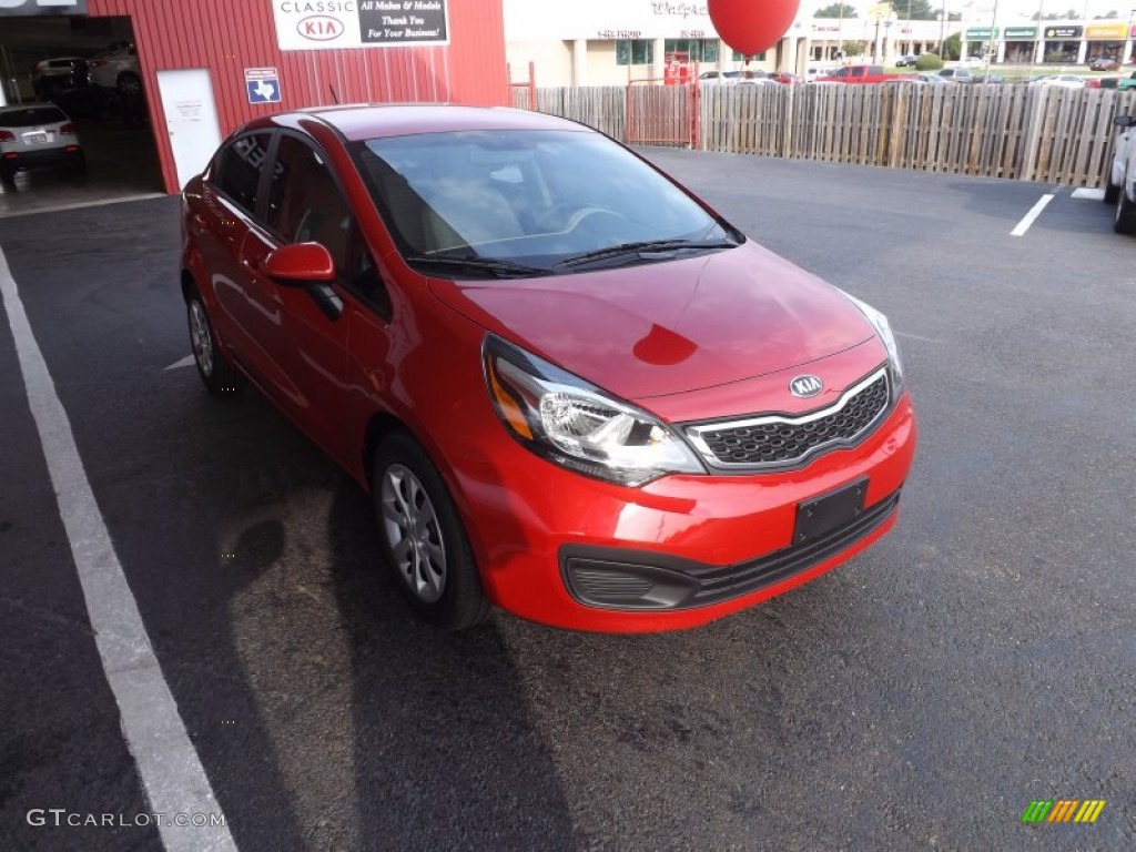 2013 Rio EX Sedan - Signal Red / Beige photo #6