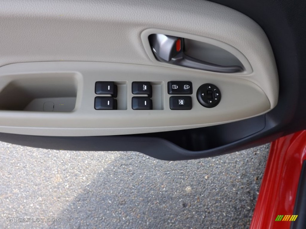 2013 Rio EX Sedan - Signal Red / Beige photo #13
