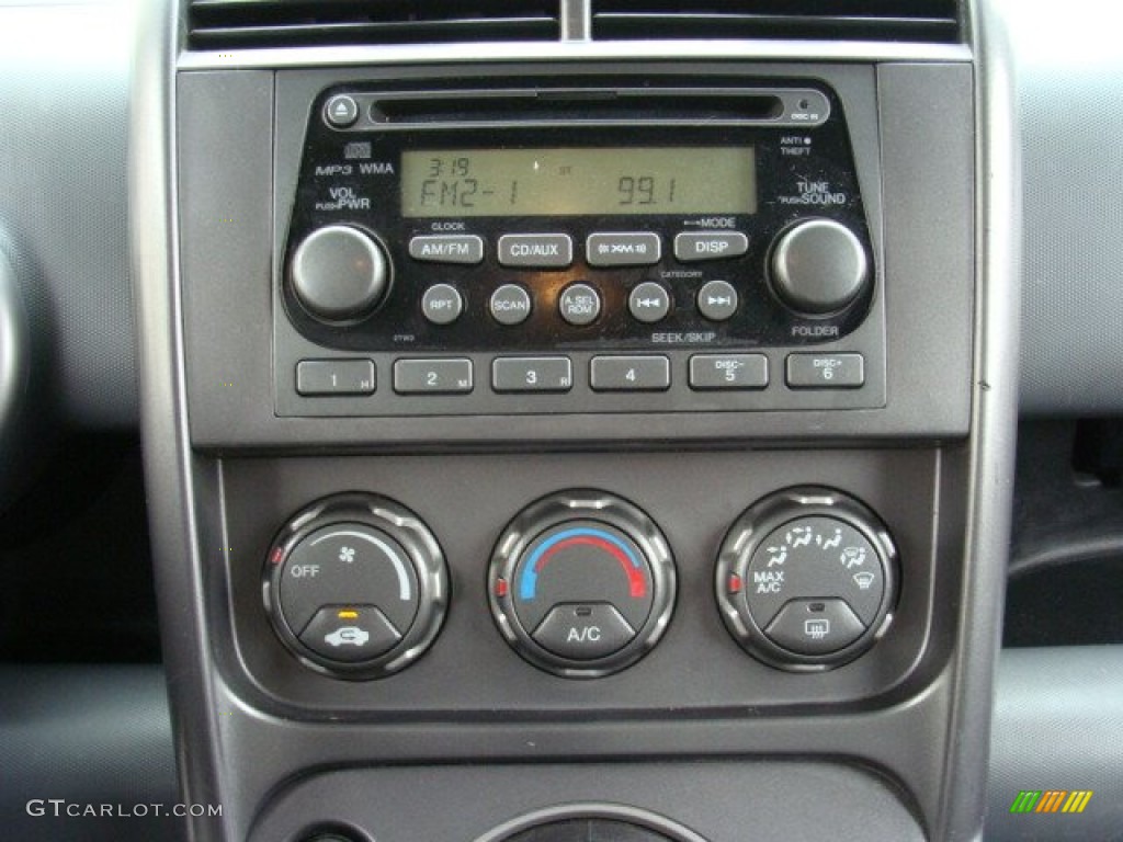 2005 Honda Element EX AWD Controls Photo #71645989
