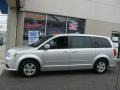 Bright Silver Metallic - Grand Caravan Crew Photo No. 3