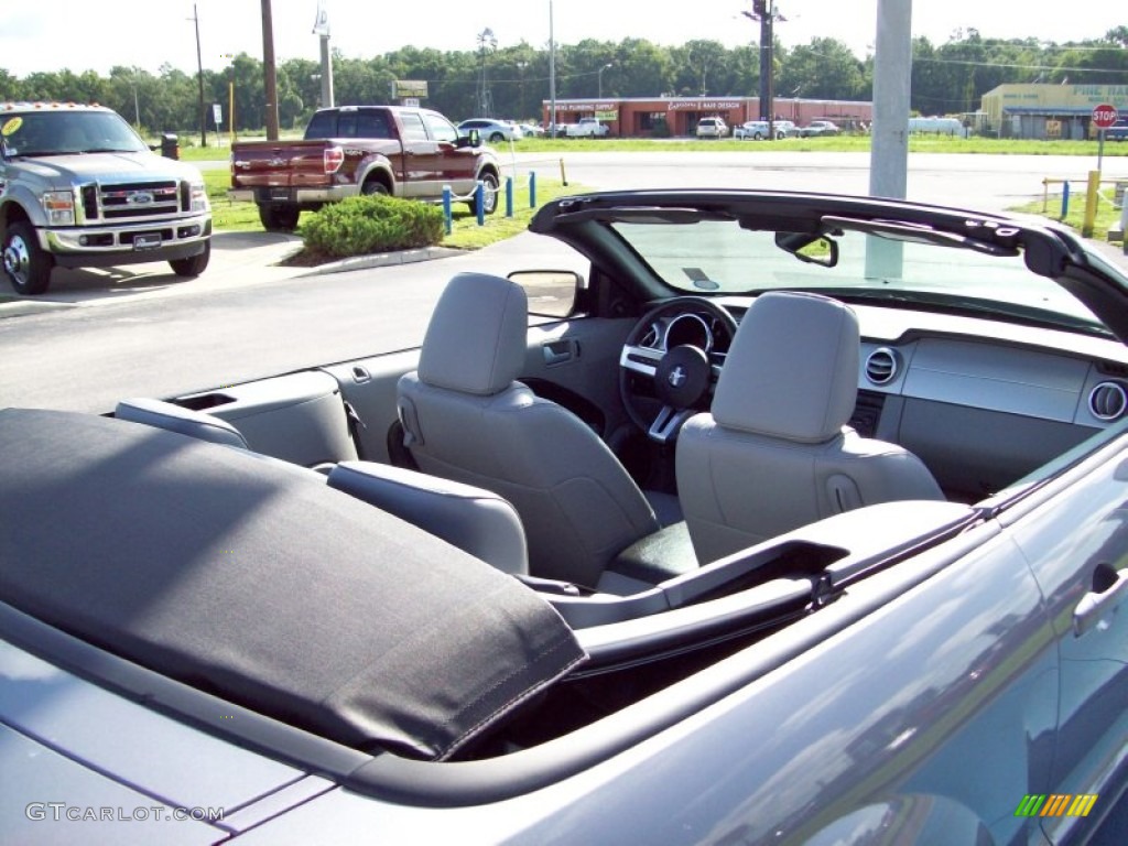2007 Mustang V6 Premium Convertible - Tungsten Grey Metallic / Light Graphite photo #11