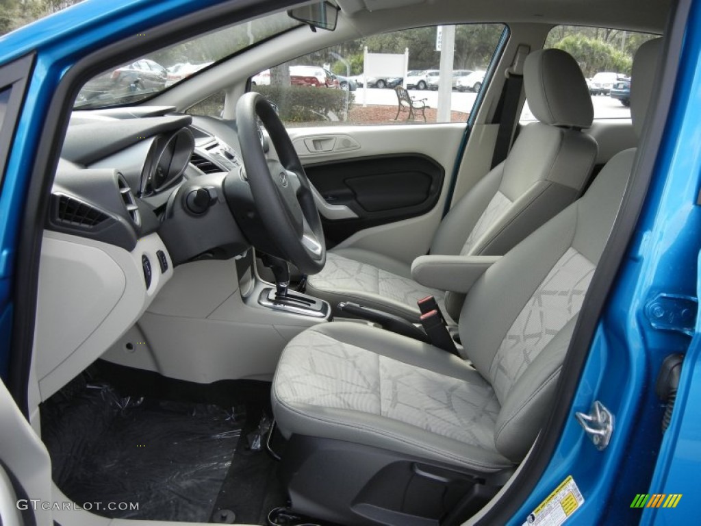 2012 Ford Fiesta SE Hatchback Front Seat Photo #71647654
