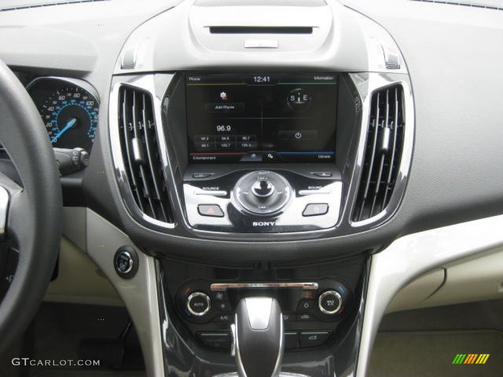 2013 Ford Escape SEL 2.0L EcoBoost 4WD Controls Photo #71652328