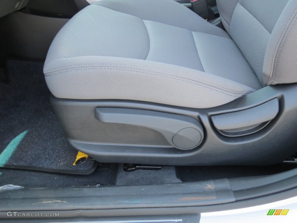 2013 Elantra GLS - Shimmering Air Silver / Gray photo #21