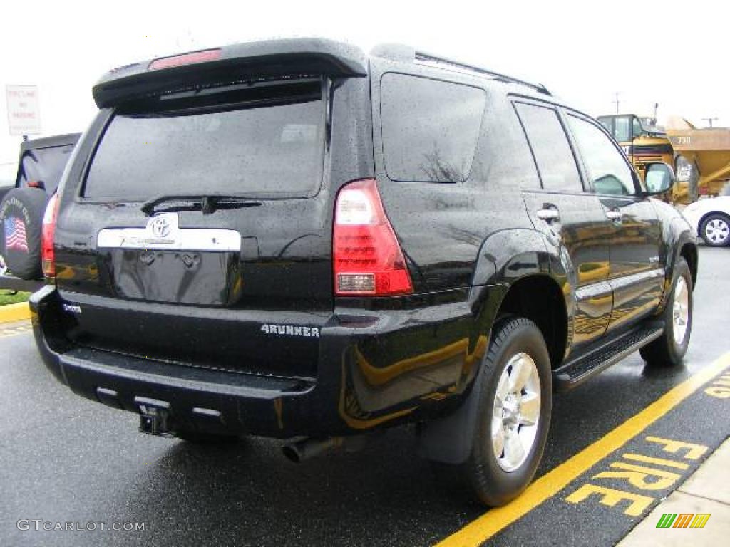 2006 4Runner SR5 4x4 - Black / Stone Gray photo #3