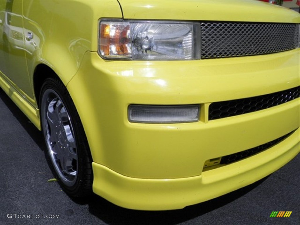 2005 xB Release Series 2.0 - Solar Yellow / Black/Yellow photo #2