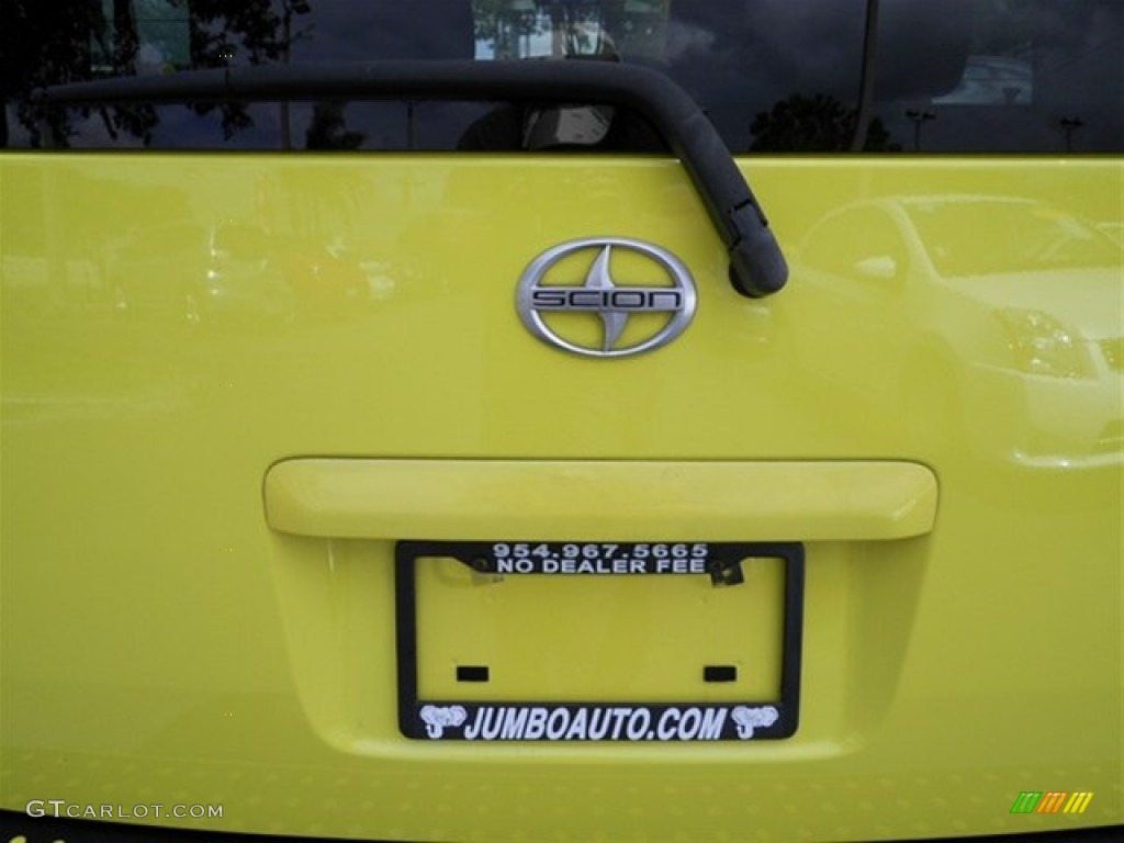 2005 xB Release Series 2.0 - Solar Yellow / Black/Yellow photo #14