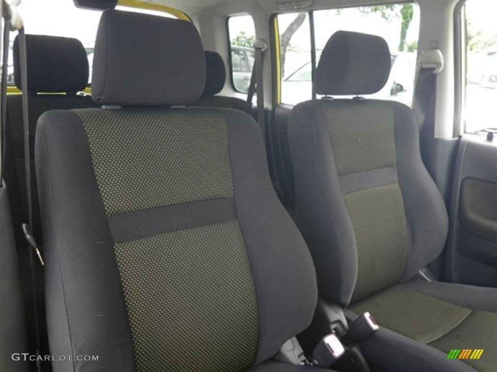 2005 Scion xB Release Series 2.0 Front Seat Photos