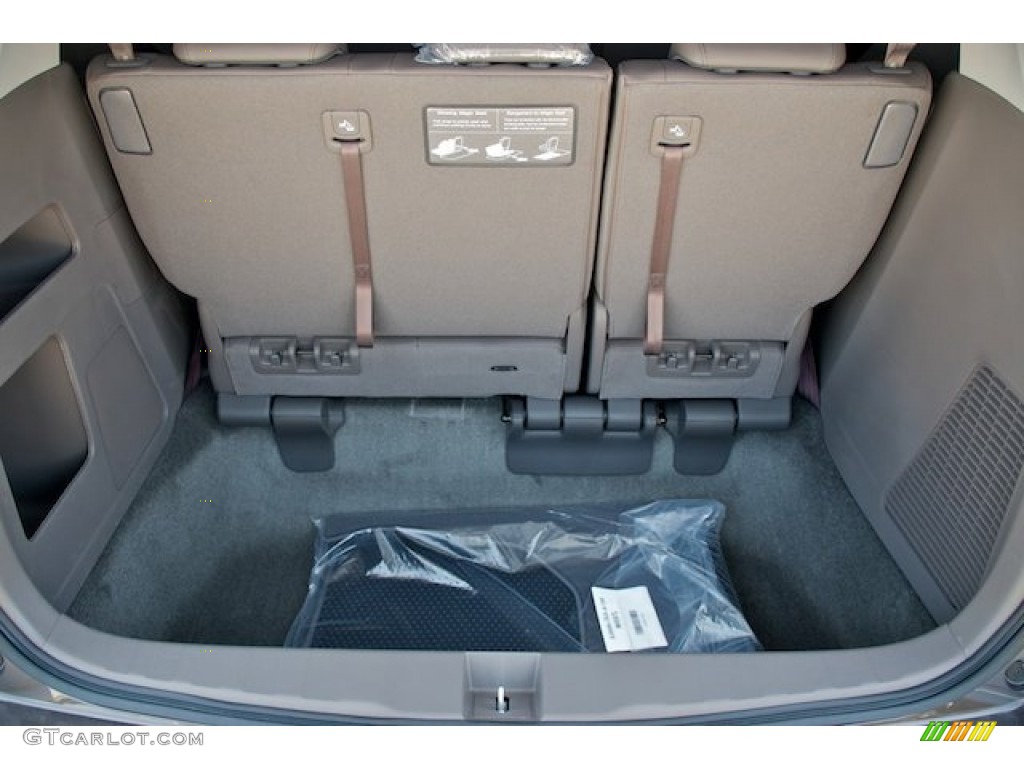 2013 Honda Odyssey EX-L Trunk Photo #71663359