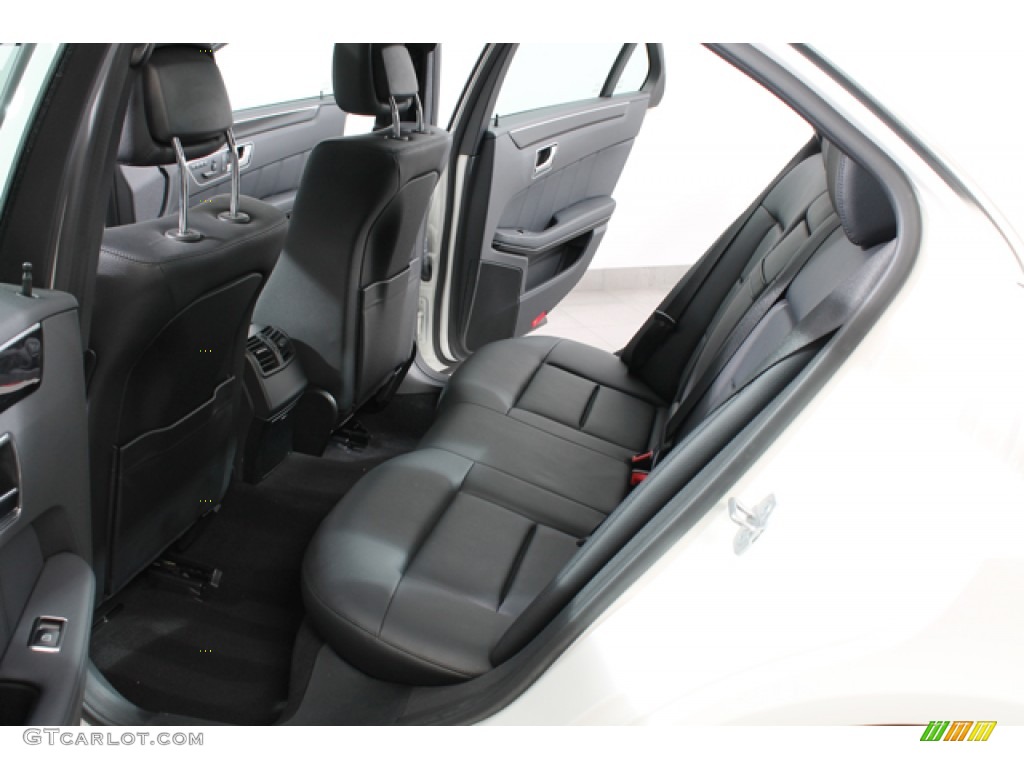2011 E 350 4Matic Sedan - Arctic White / Black photo #19