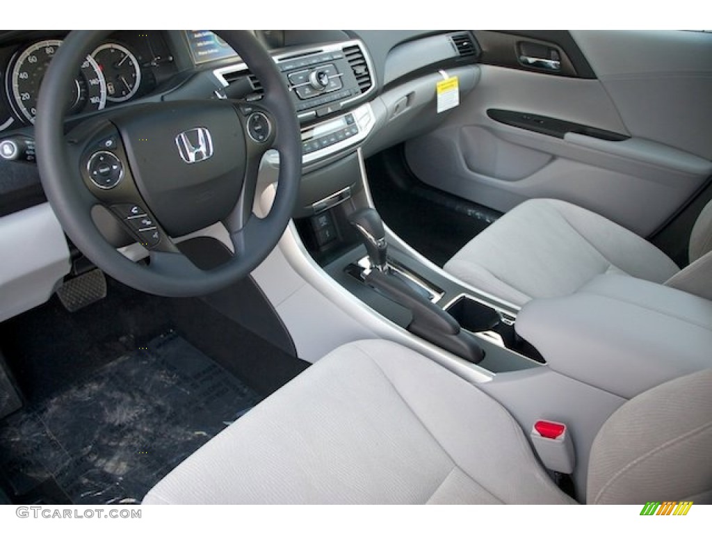 Gray Interior 2013 Honda Accord EX Sedan Photo #71664556