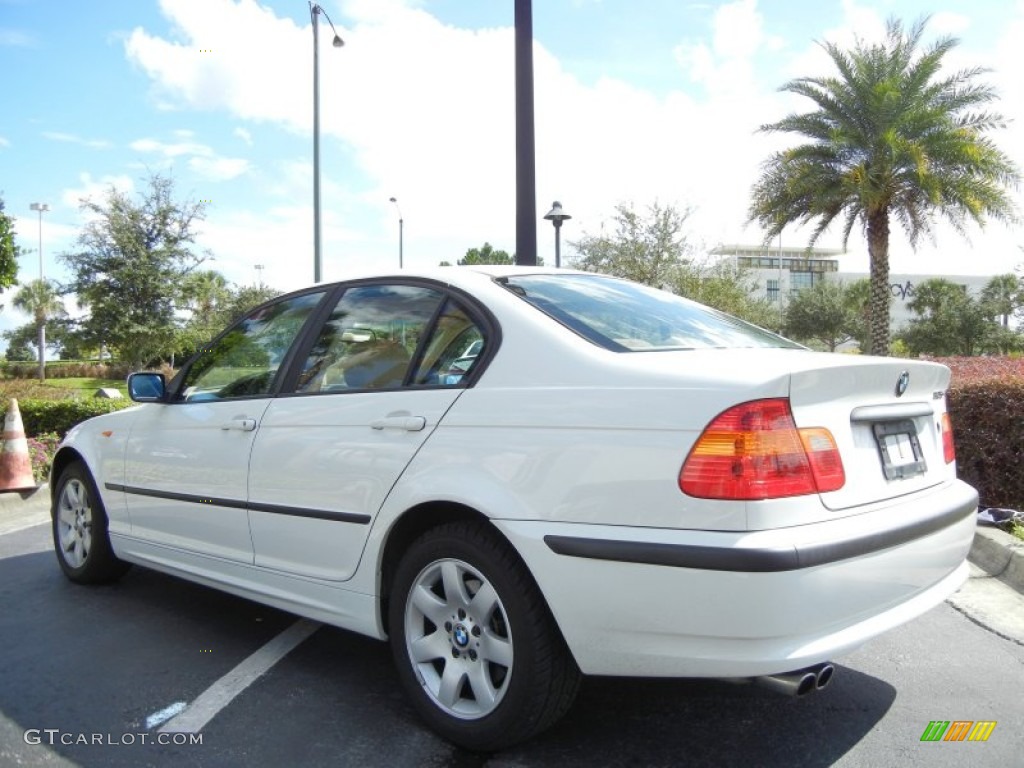 2004 3 Series 325xi Sedan - Alpine White / Sand photo #6