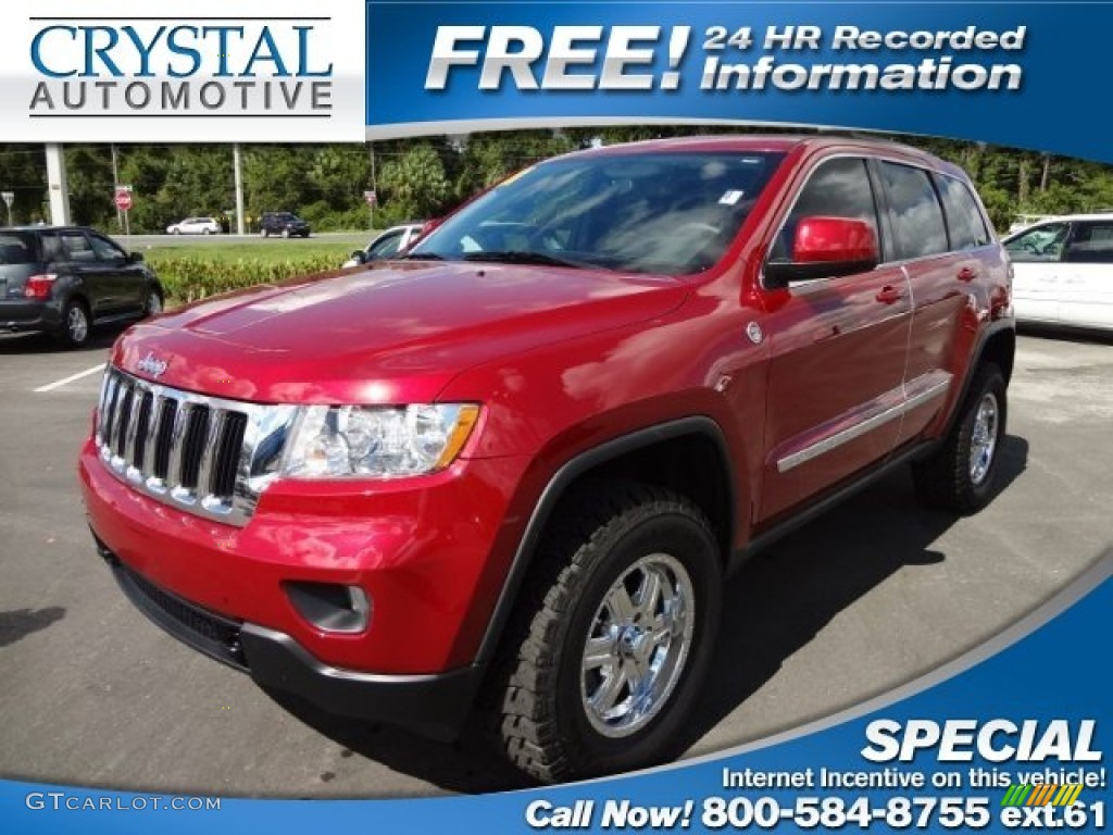 2011 Grand Cherokee Laredo 4x4 - Inferno Red Crystal Pearl / Black photo #1