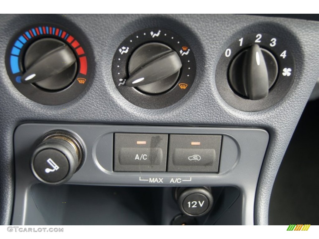 2012 Ford Transit Connect XLT Wagon Controls Photo #71669761