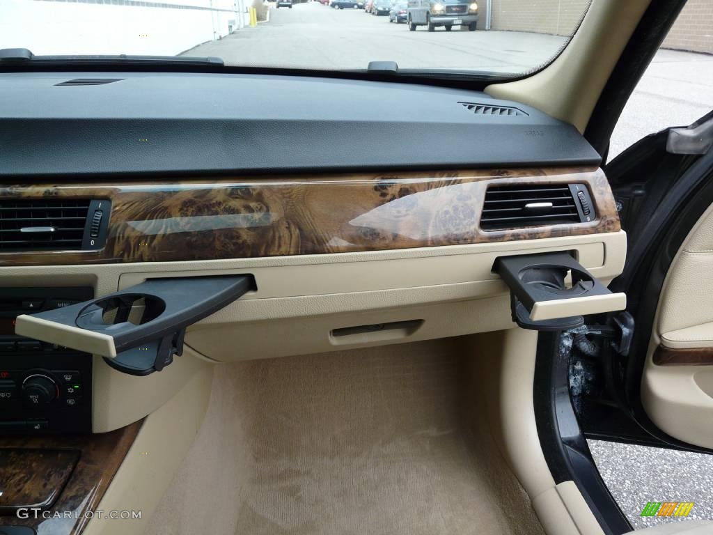 2006 3 Series 325i Sedan - Jet Black / Beige photo #27