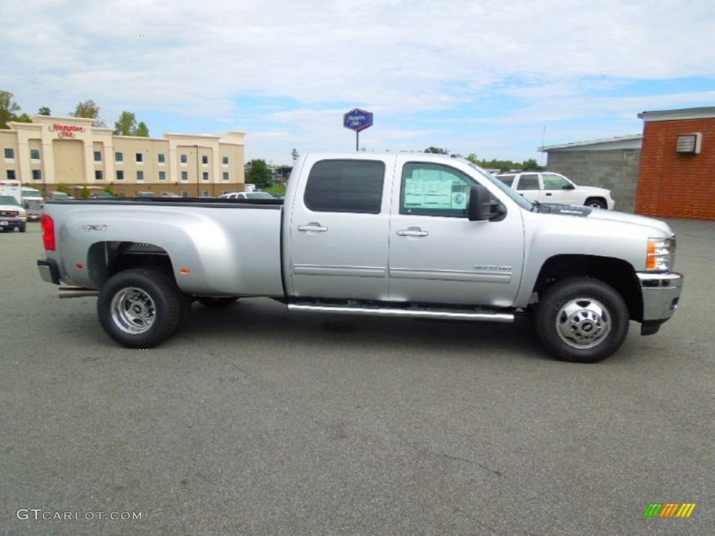 Silver Ice Metallic 2013 Chevrolet Silverado 3500HD LTZ Crew Cab 4x4 Dually Exterior Photo #71672641