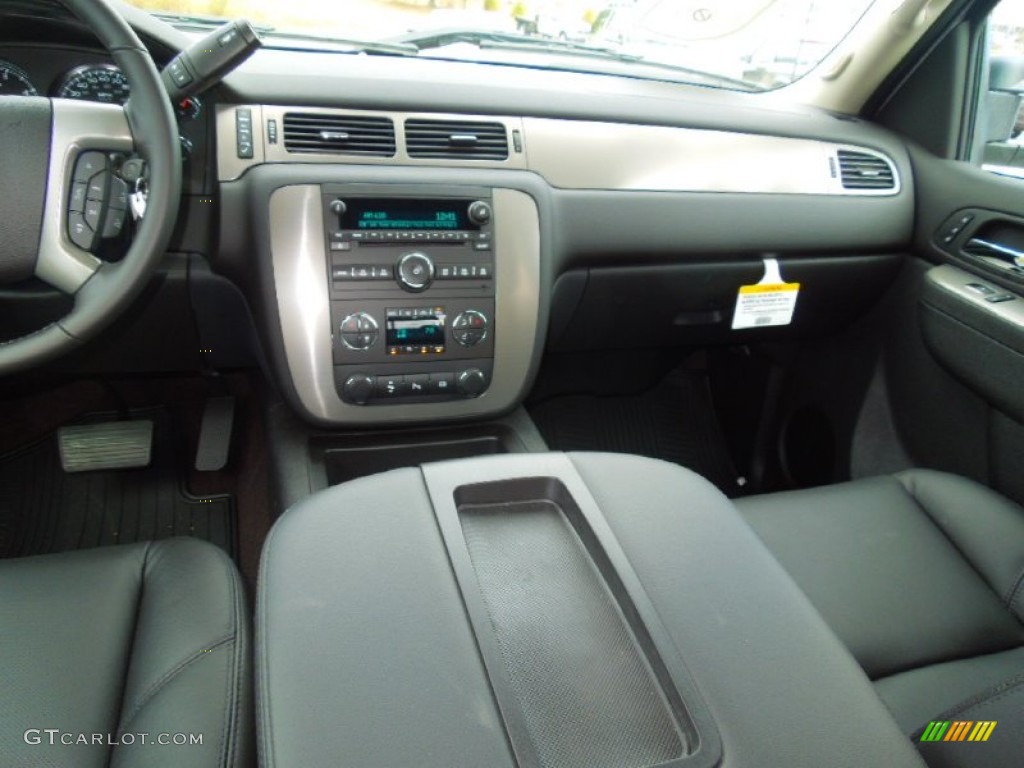 2013 Chevrolet Silverado 3500HD LTZ Crew Cab 4x4 Dually Ebony Dashboard Photo #71672773