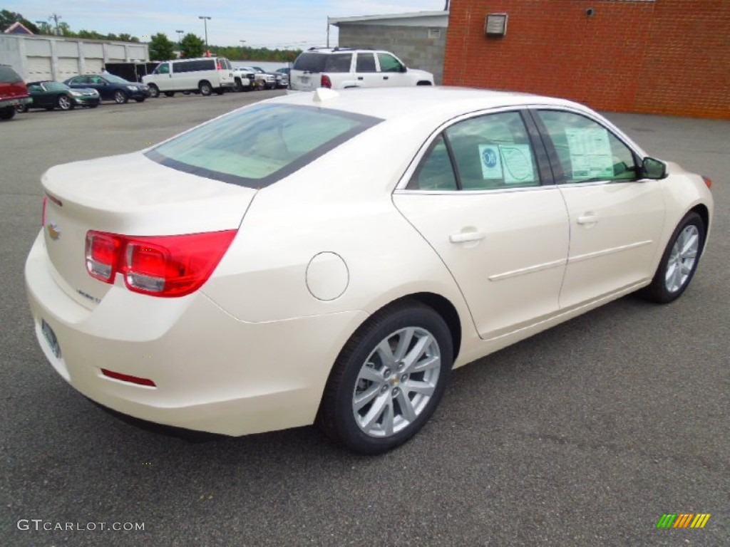 White Diamond Tricoat 2013 Chevrolet Malibu LT Exterior Photo #71672917